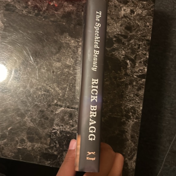 "Must-go book! 'The Speckled Beauty' - a heartwarming dog's tale. Great read!" - Picture 2 of 3